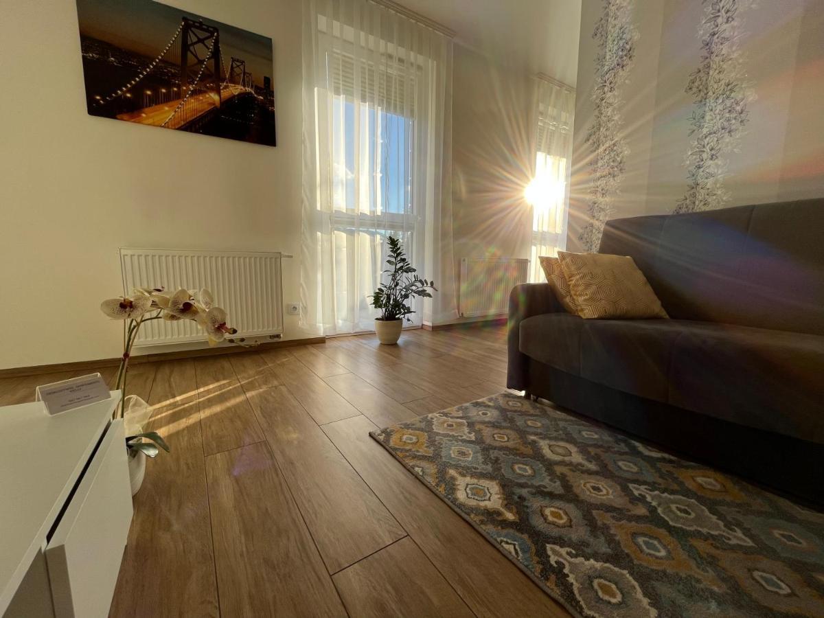 Apartamenty Kielce-Apartament Przy Lesie, Parking, F Vat Kültér fotó